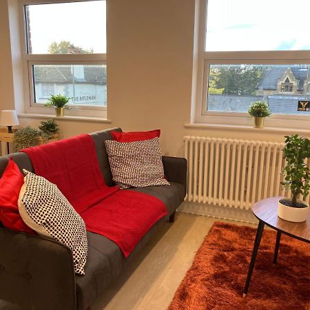 דירות אפסום Magnificent Refurbished 1 Bed Flat Few Steps To High St ! - 4 East House מראה חיצוני תמונה